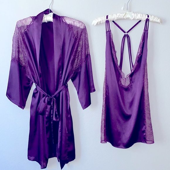 Like New Victoria Secret Xs/Small Robe and S Slip Lace Satin Purple